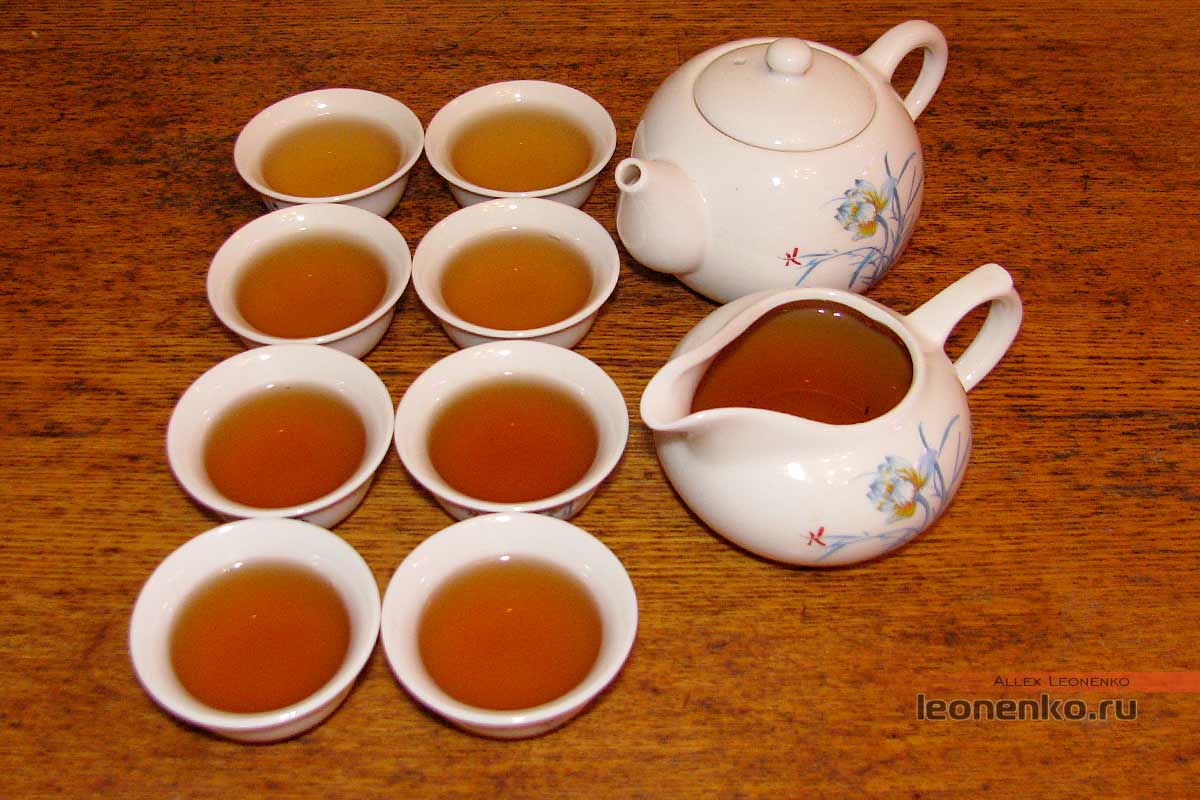 Да Хун Пао – улун со склонов горы Уишань провинции Фуцзянь заказанный на Taobao - приготовленный чай