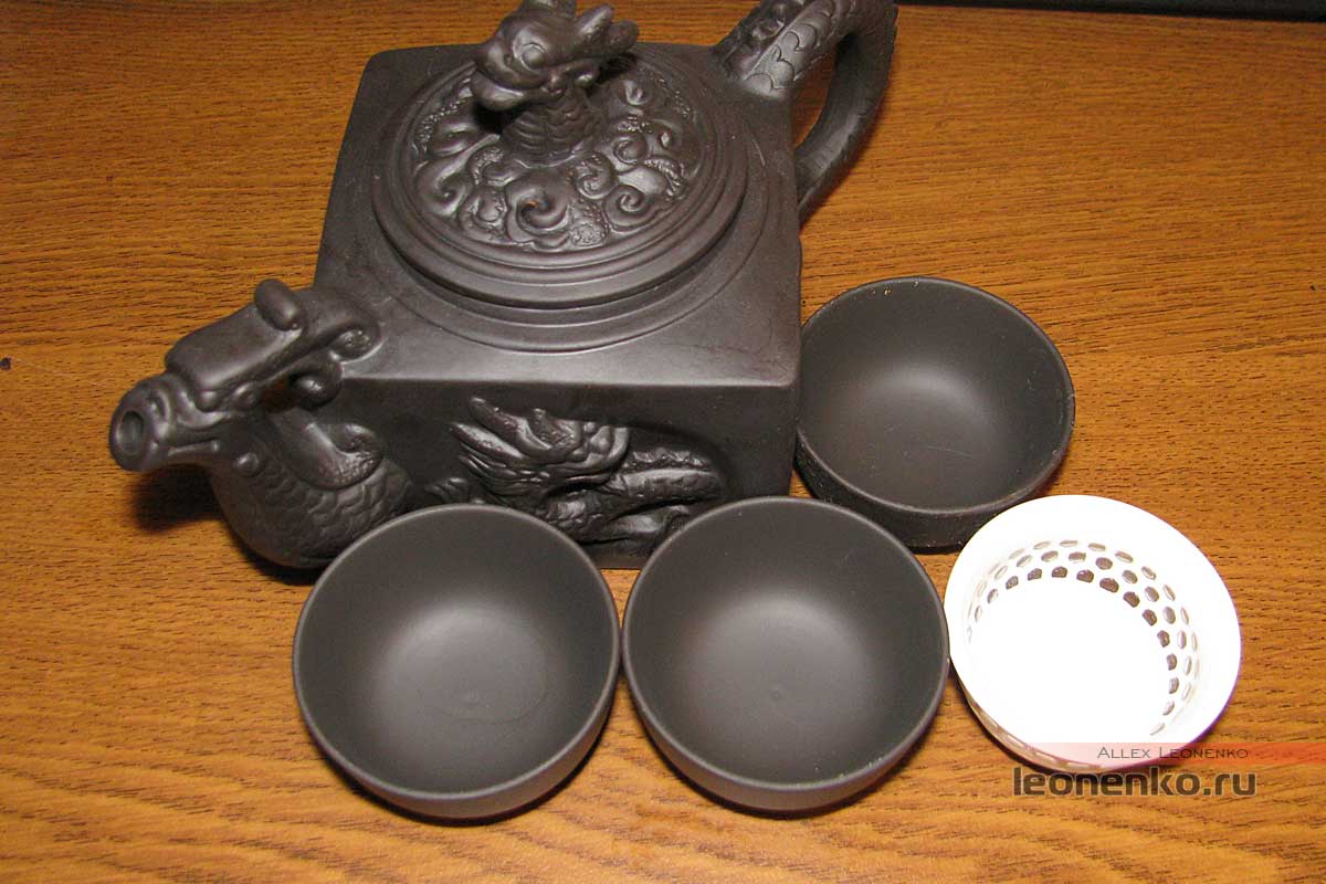 Китайский глиняный чайник «Дракон»