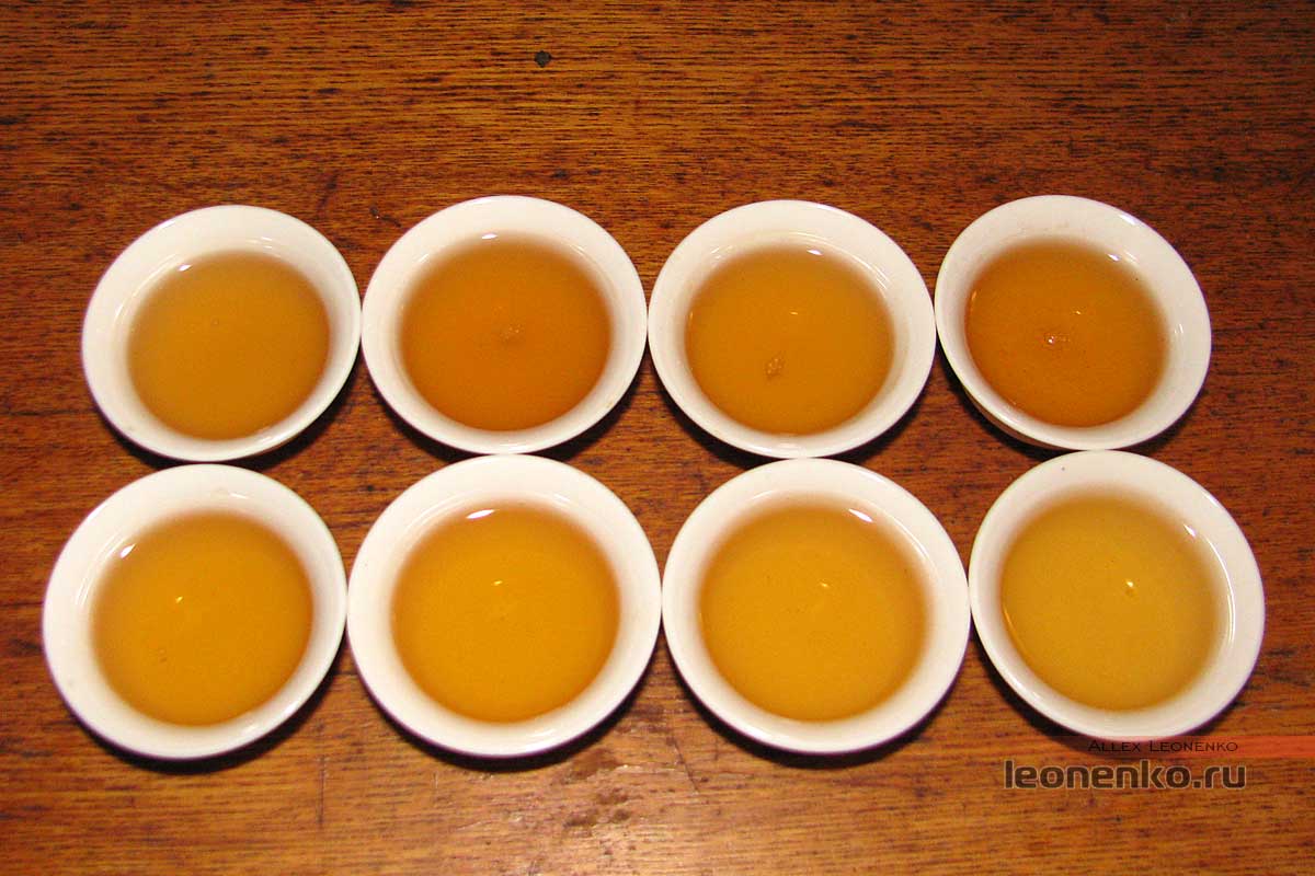 Мэнку Цзи Нянь Ча Хоубин - приготовленный чай
