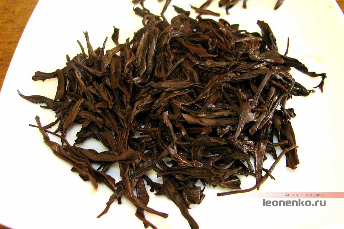 Красный чай из листа старых деревьев Fenghetang - спитой лист