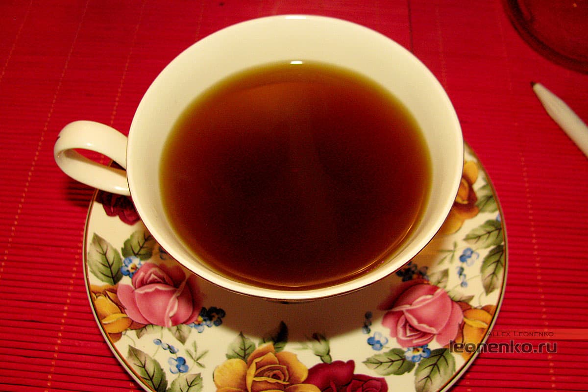 Чай Dian Hong из магазина Han Xiang ecological Tea Co - приготовленный чай
