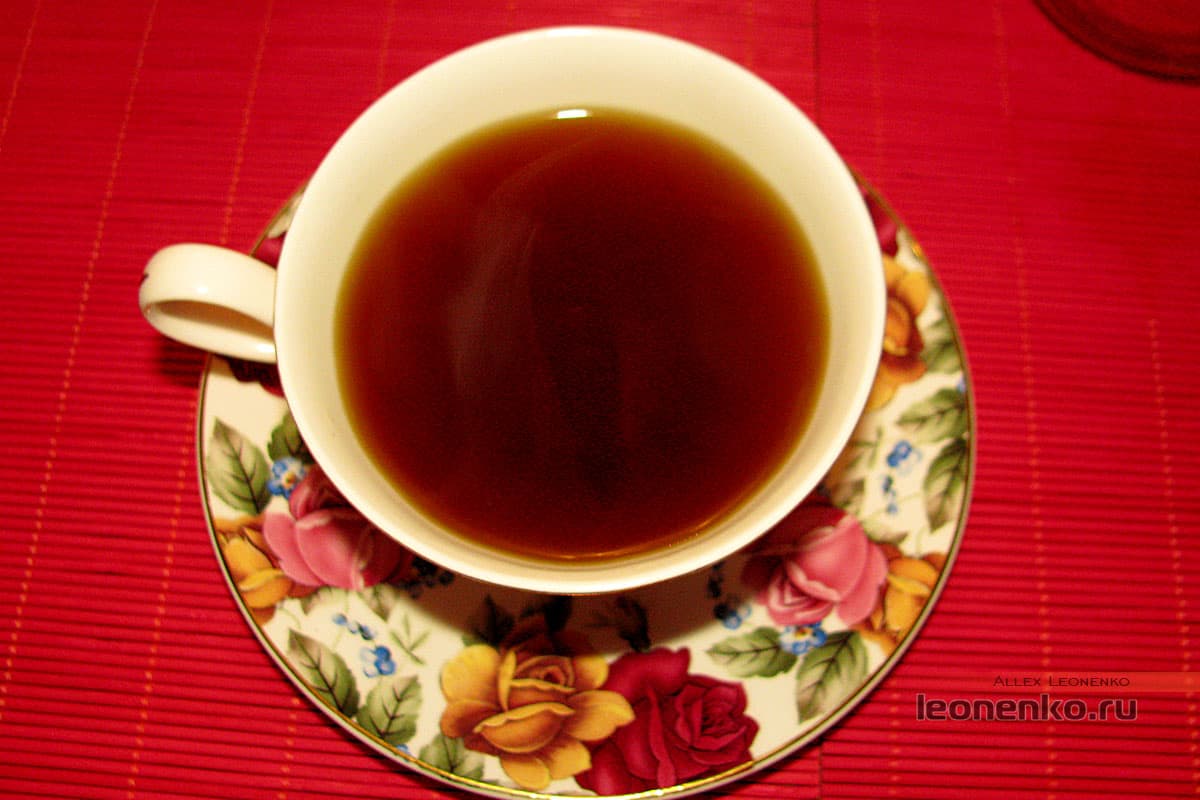 Чай Dian Hong из магазина Han Xiang ecological Tea Co - приготовленный чай
