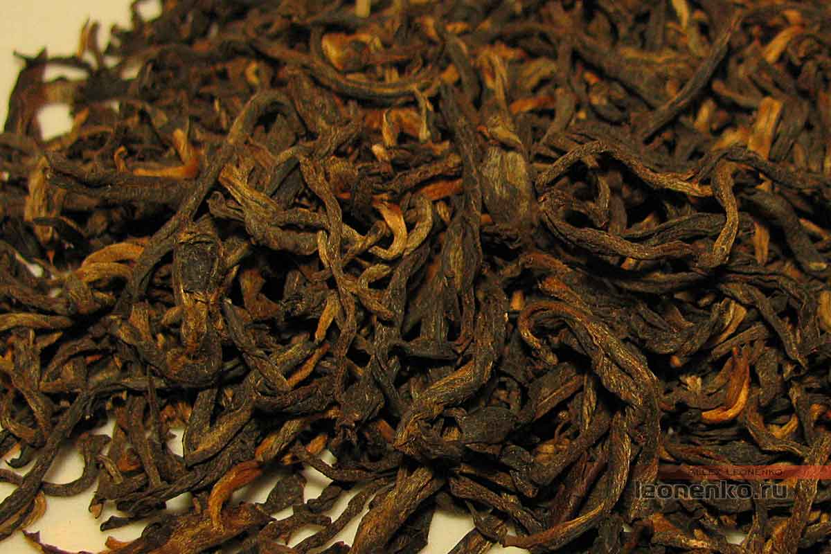 Dian Hong Yunnan Mao Feng Black Tea - крупным планом