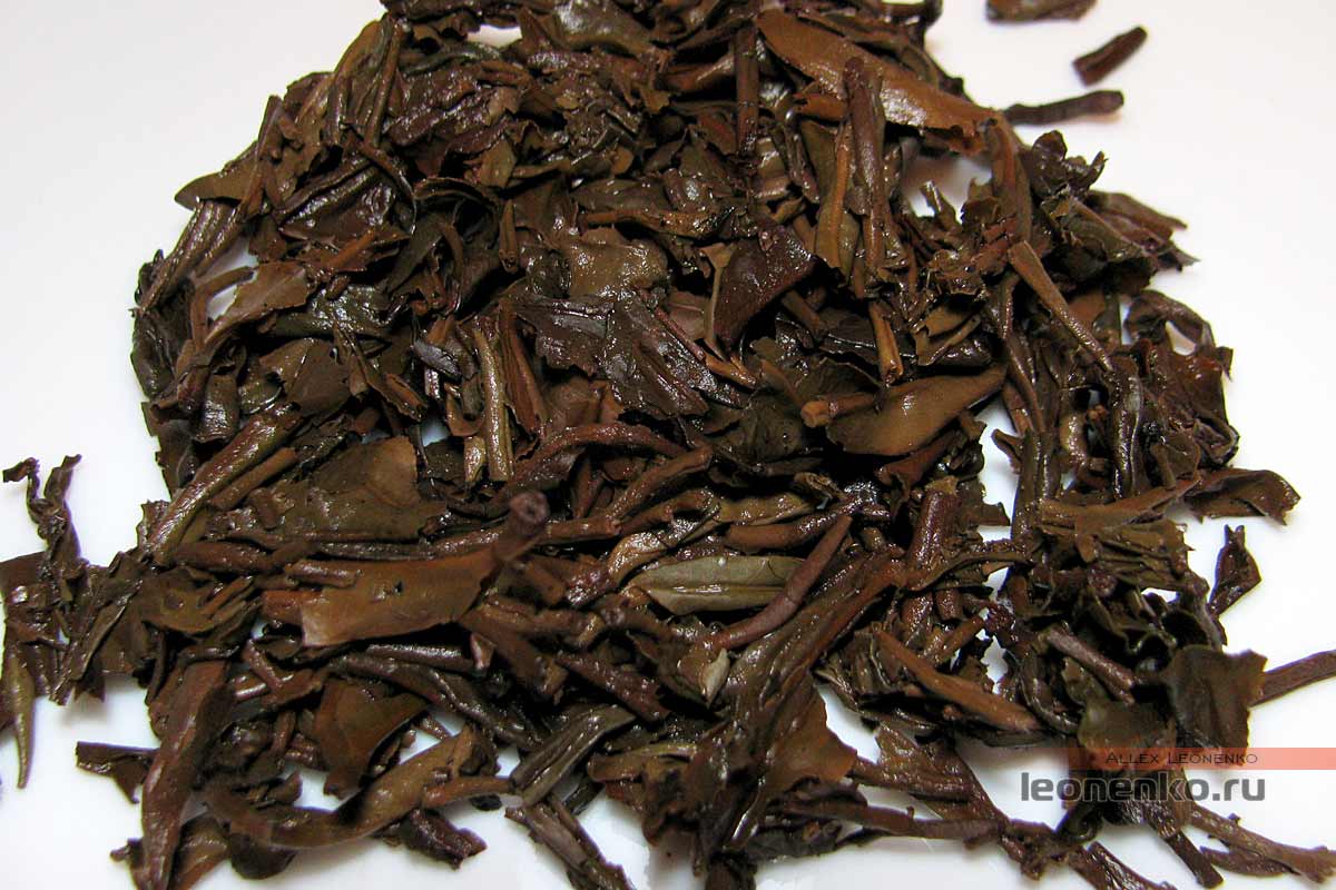 «Олимпийский» шен 2007 года от чайной фабрики Куньмин (Lai Chi Village Olympic Tea) - спитой лист
