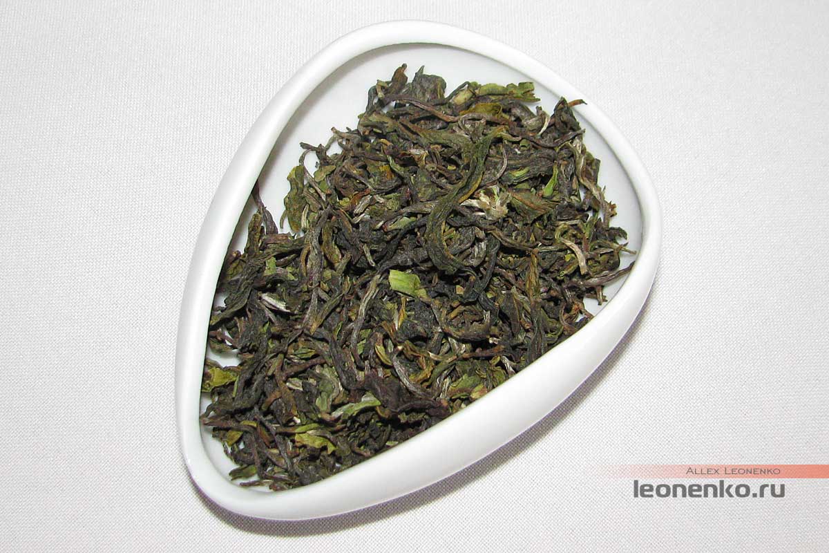 Черный чай Гумти Весенний Особый - вид сухого чая