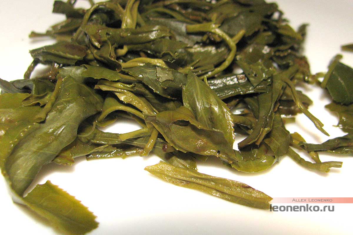 Жаренный зеленый чай - спитой лист крупно