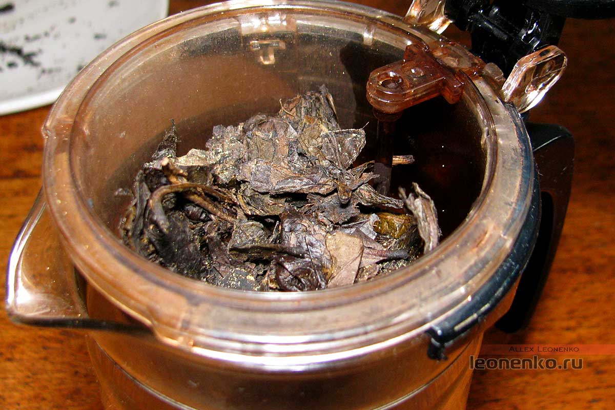 Черный чай с золотой плесенью 2012 года - Приготовление