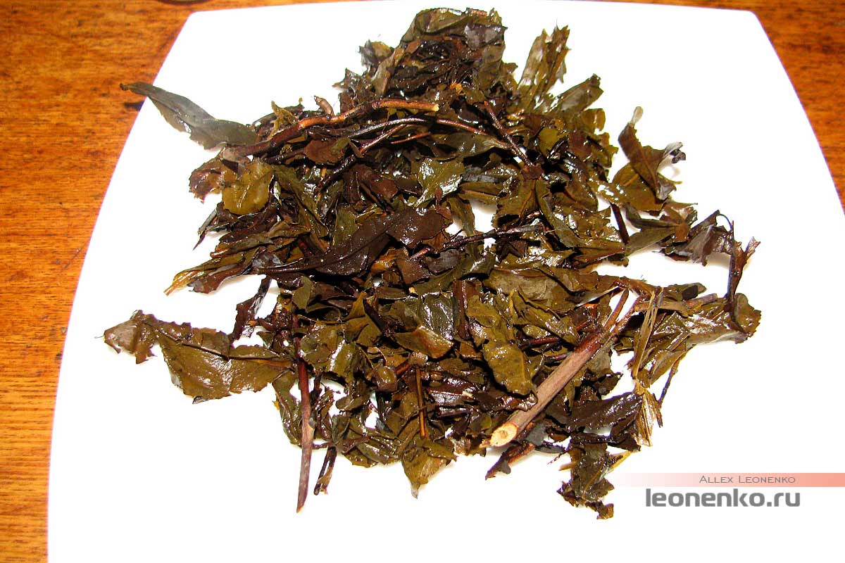 Тысячеляновый черный чай Хей Ча 2013 года - спитой лист