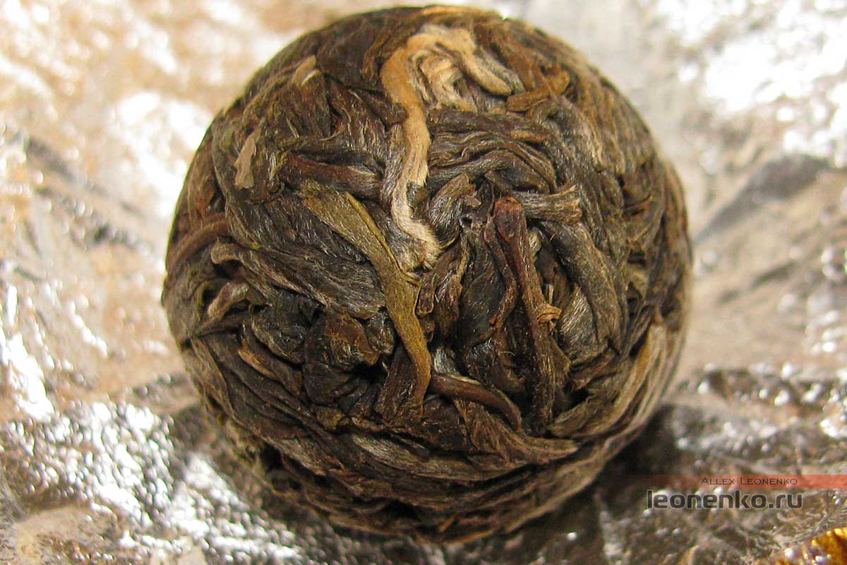 Шен Ся Гуань Dragon Ball из старых деревьев - чай крупно